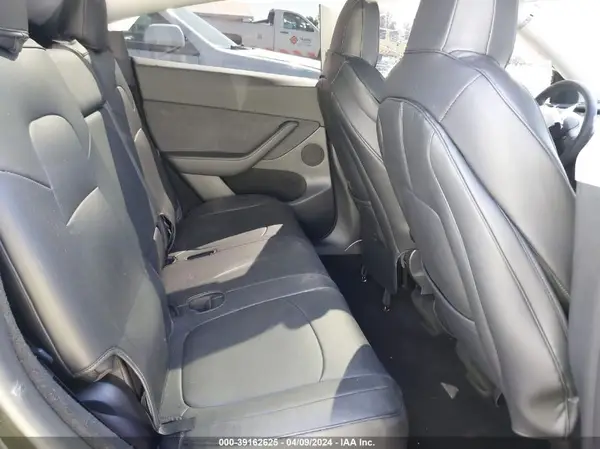 7SAYGDEEXPF958037 2023 TESLA MODEL Y - Image 8