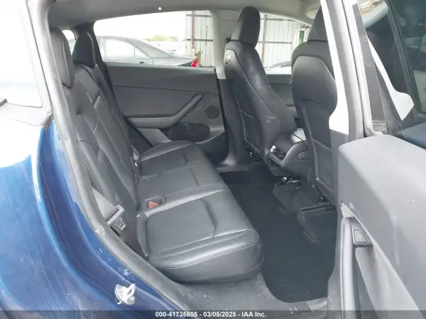 7SAYGDEEXPF971421 2023 TESLA MODEL Y - Image 8