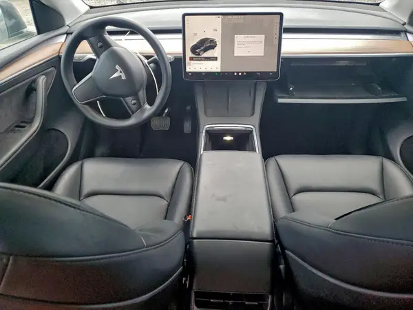 7SAYGDEEXPF980930 2023 TESLA MODEL Y - Image 8