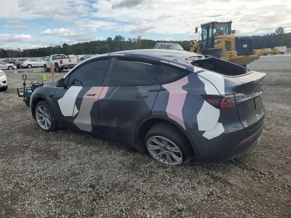 7SAYGDEEXRA215443 2024 TESLA MODEL Y - Image 2