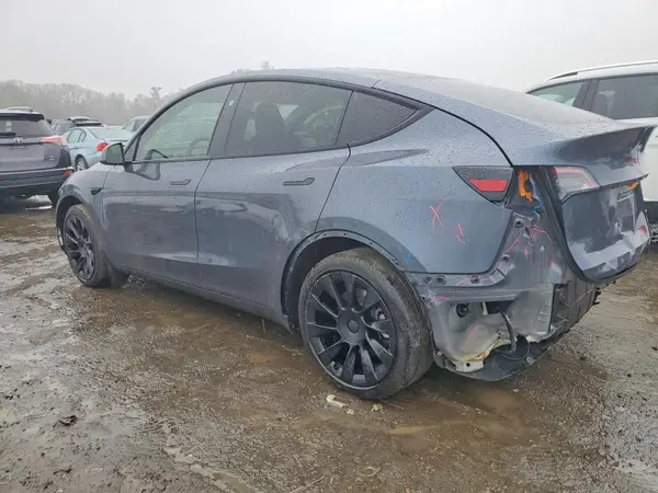 7SAYGDEEXRA216575 2024 TESLA MODEL Y - Image 2