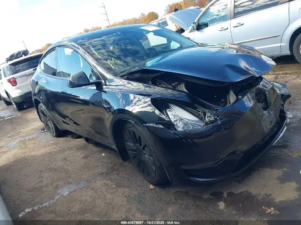 7SAYGDEEXRA218228 2024 TESLA MODEL Y - Image 1