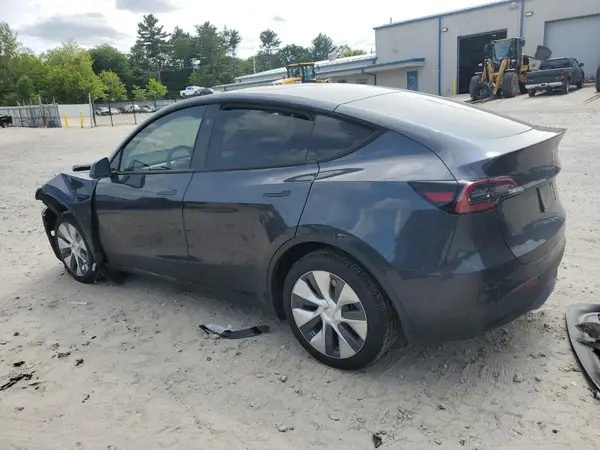 7SAYGDEEXRA220464 2024 TESLA MODEL Y - Image 2