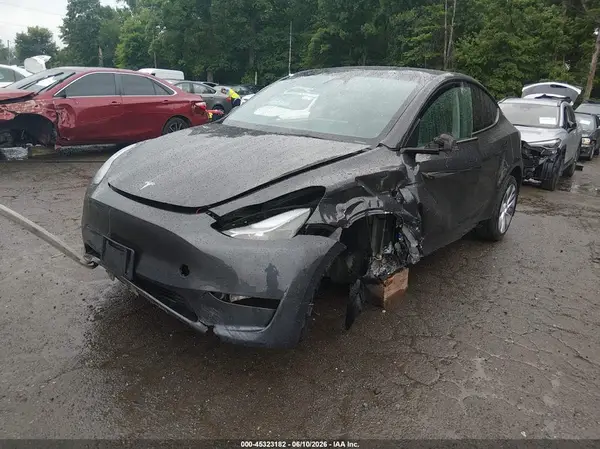 7SAYGDEEXRA220657 2024 TESLA MODEL Y - Image 2