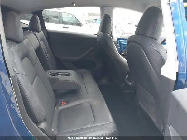 7SAYGDEEXRA220819 2024 TESLA MODEL Y - Image 8