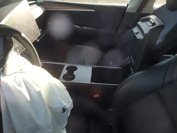 7SAYGDEEXRA223915 2024 TESLA MODEL Y - Image 8