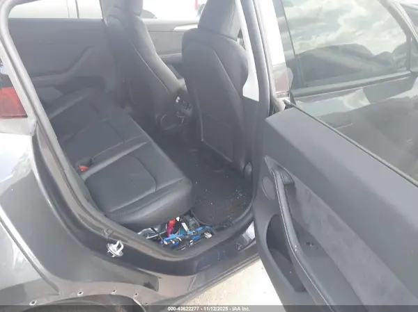 7SAYGDEEXRA228418 2024 TESLA MODEL Y - Image 8