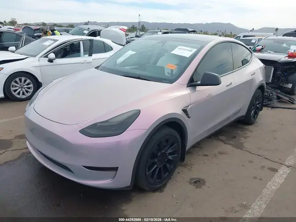 7SAYGDEEXRA235921 2024 TESLA MODEL Y - Image 2