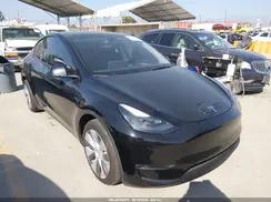 7SAYGDEEXRA237278 2024 TESLA MODEL Y