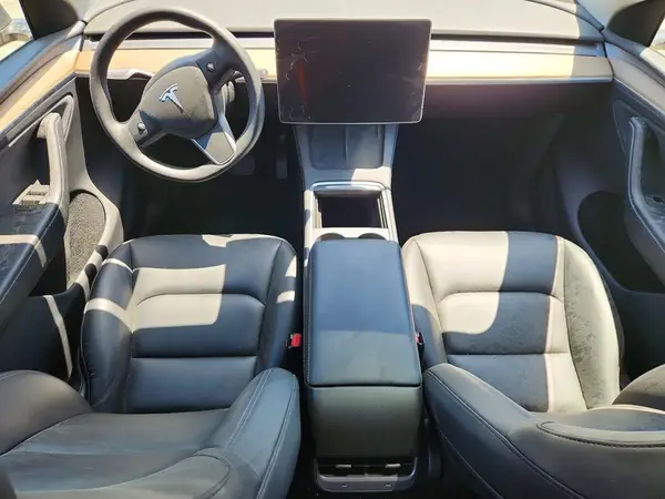 7SAYGDEEXRA238138 2024 TESLA MODEL Y - Image 8