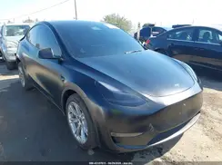 7SAYGDEEXRA238558 2024 TESLA MODEL Y