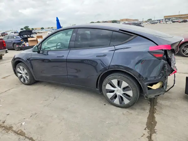 7SAYGDEEXRA246269 2024 TESLA MODEL Y - Image 2