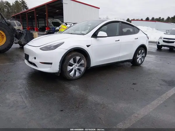 7SAYGDEEXRA250449 2024 TESLA MODEL Y - Image 2