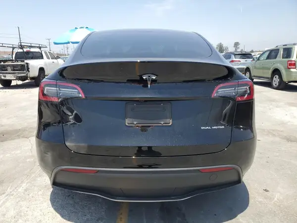 2024 TESLA MODEL Y COPART lot 60929295 auction photo 6