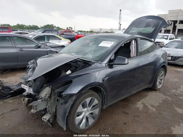 7SAYGDEEXRA254923 2024 TESLA MODEL Y - Image 2