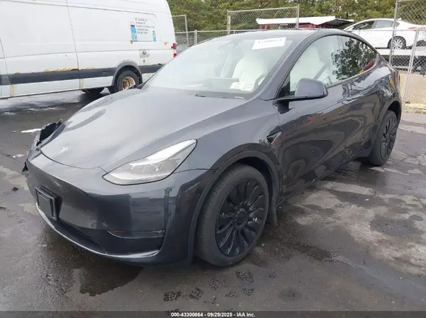 7SAYGDEEXRA255294 2024 TESLA MODEL Y - Image 2