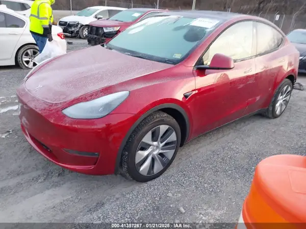 7SAYGDEEXRA255411 2024 TESLA MODEL Y - Image 2
