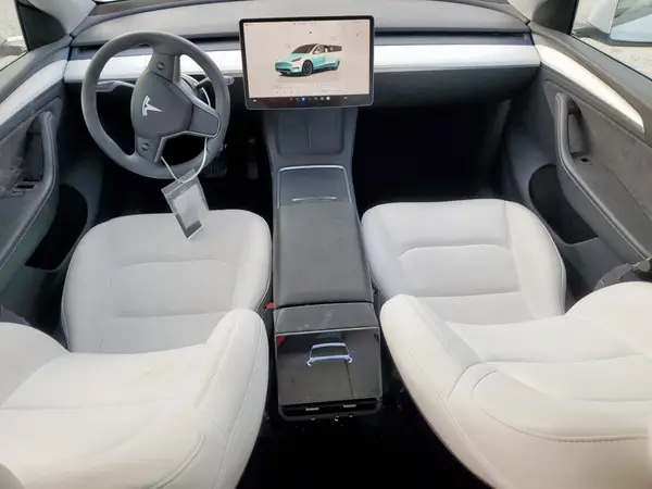 7SAYGDEEXRA257515 2024 TESLA MODEL Y - Image 8