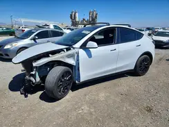 7SAYGDEEXRA268319 2024 TESLA MODEL Y