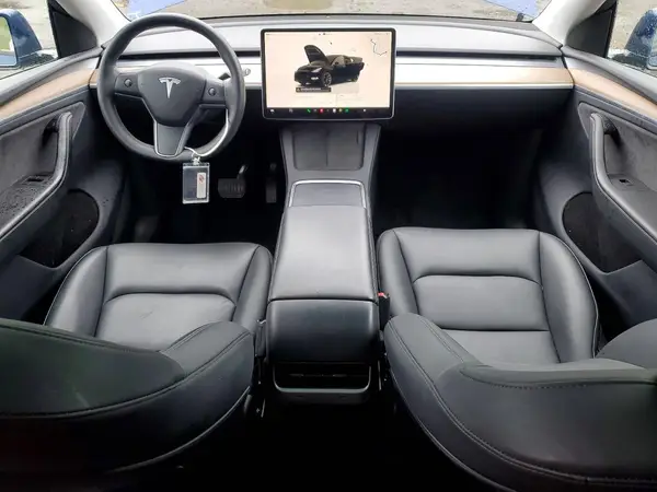 7SAYGDEEXRA274699 2024 TESLA MODEL Y - Image 8