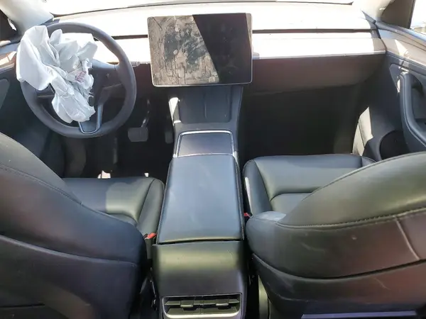 7SAYGDEEXRA275514 2024 TESLA MODEL Y - Image 8