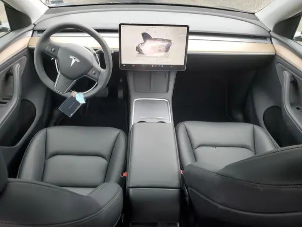 7SAYGDEEXRA275738 2024 TESLA MODEL Y - Image 8