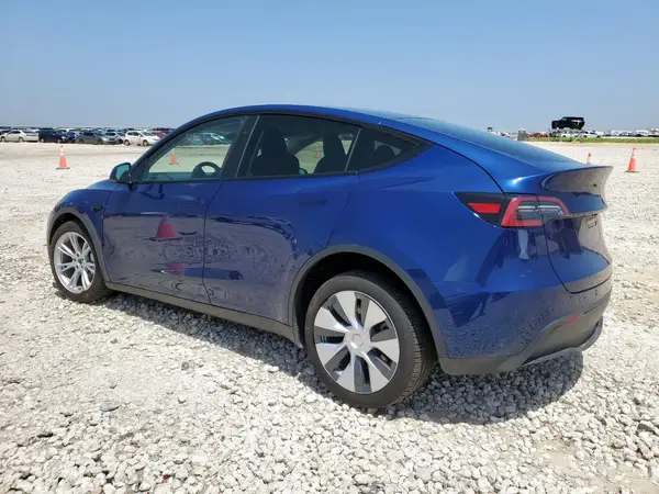 7SAYGDEEXRA279773 2024 TESLA MODEL Y - Image 2