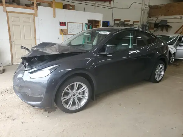 7SAYGDEEXRA283726 2024 TESLA MODEL Y - Image 1