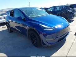 7SAYGDEEXRA283953 2024 TESLA MODEL Y