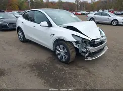 7SAYGDEEXRA286691 2024 TESLA MODEL Y