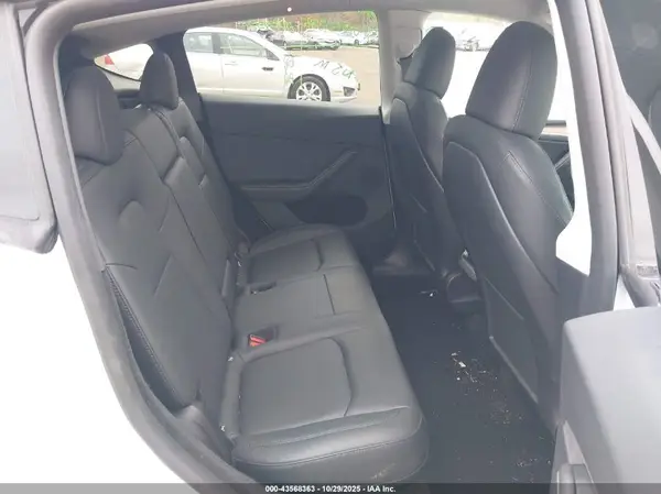 7SAYGDEEXRA286691 2024 TESLA MODEL Y - Image 8