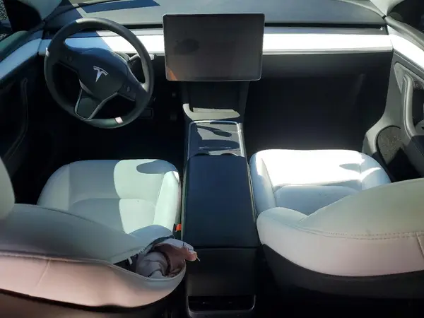 7SAYGDEEXRA288280 2024 TESLA MODEL Y - Image 8