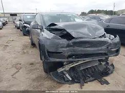 7SAYGDEEXRA290613 2024 TESLA MODEL Y