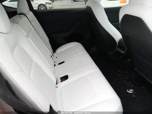 7SAYGDEEXRA295424 2024 TESLA MODEL Y - Image 8