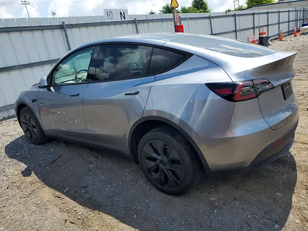 7SAYGDEEXRA302520 2024 TESLA MODEL Y - Image 2