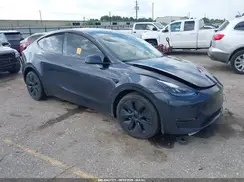 7SAYGDEEXRA308804 2024 TESLA MODEL Y