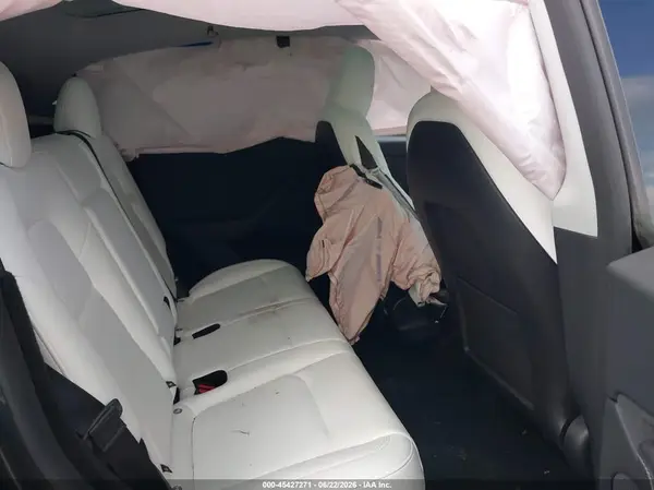 7SAYGDEEXRA308804 2024 TESLA MODEL Y - Image 8