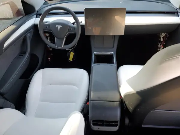 7SAYGDEEXRA313050 2024 TESLA MODEL Y - Image 8