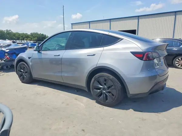 7SAYGDEEXRA320838 2024 TESLA MODEL Y - Image 2