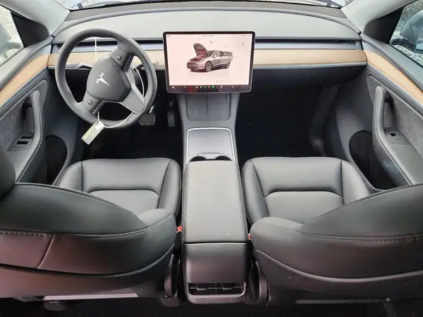 7SAYGDEEXRA320838 2024 TESLA MODEL Y - Image 8