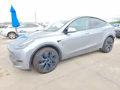 7SAYGDEEXRA323223 2024 TESLA MODEL Y