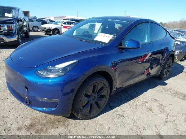 7SAYGDEEXRA323691 2024 TESLA MODEL Y - Image 2