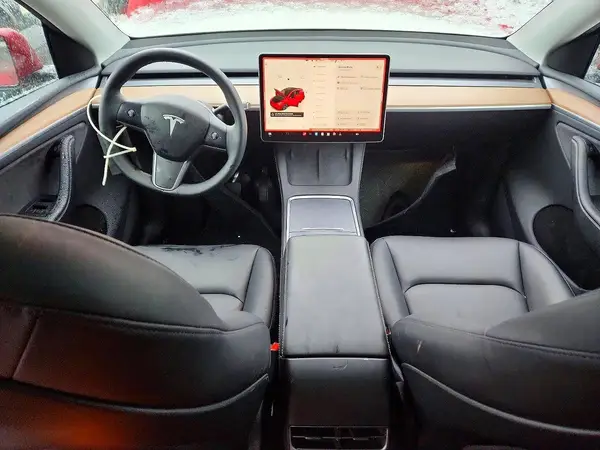 7SAYGDEEXRA324999 2024 TESLA MODEL Y - Image 8