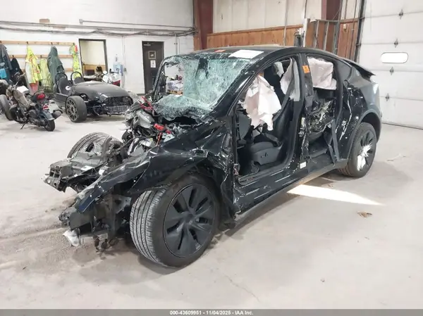 7SAYGDEEXRA327773 2024 TESLA MODEL Y - Image 2