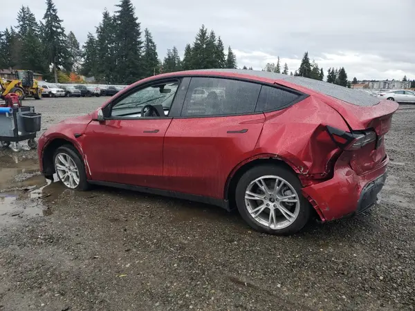 7SAYGDEEXRF002639 2024 TESLA MODEL Y - Image 2