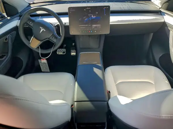 7SAYGDEEXRF003676 2024 TESLA MODEL Y - Image 8