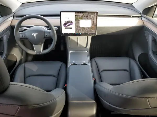 7SAYGDEEXRF004231 2024 TESLA MODEL Y - Image 8
