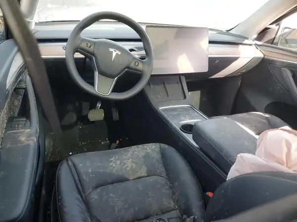 7SAYGDEEXRF014130 2024 TESLA MODEL Y - Image 8