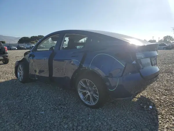 7SAYGDEEXRF032188 2024 TESLA MODEL Y - Image 2