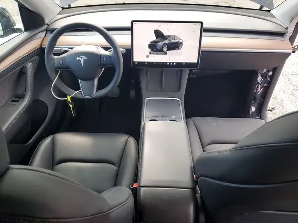 7SAYGDEEXRF062310 2024 TESLA MODEL Y - Image 8